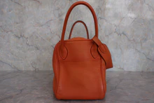 画像をギャラリービューアに読み込む, HERMES／エルメス リンディ30 トリヨンクレマンス オレンジ □N刻印 ショルダーバッグ 700030284
