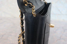 画像をギャラリービューアに読み込む, CHANEL/シャネル Vステッチチェーンショルダーバッグ キャビアスキン ブラック/ゴールド金具 ショルダーバッグ 800010228
