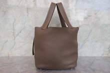 画像をギャラリービューアに読み込む, HERMES／エルメス ピコタンロックＭＭ トリヨンクレマンス エトゥープ C刻印 ハンドバッグ 700120203
