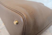 画像をギャラリービューアに読み込む, HERMES／エルメス ピコタンロックＭＭ トリヨンクレマンス エトゥープ C刻印 ハンドバッグ 700120203
