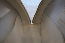 画像をギャラリービューアに読み込む, CHANEL/シャネル マトラッセラウンドチェーンショルダーバッグ キャビアスキン ホワイト/ゴールド金具 ショルダーバッグ 800040100
