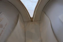 画像をギャラリービューアに読み込む, CHANEL/シャネル マトラッセラウンドチェーンショルダーバッグ キャビアスキン ホワイト/ゴールド金具 ショルダーバッグ 800040100