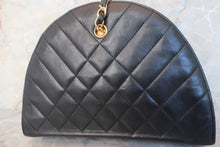 画像をギャラリービューアに読み込む, CHANEL/シャネル マトラッセフリンジショルダーバッグ ラムスキン ブラック/ゴールド金具 ショルダーバッグ 800040093