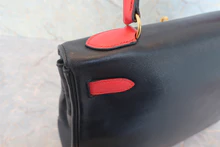 画像をギャラリービューアに読み込む, HERMES／エルメス ケリー32 ヴォーガリバー ブラック/ルージュヴィフ 〇Z刻印 ショルダーバッグ 800030045
