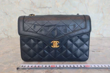 画像をギャラリービューアに読み込む, CHANEL/シャネル マトラッセチェーンショルダーバッグ ラムスキン ネイビー/ゴールド金具 ショルダーバッグ 800040085