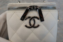 画像をギャラリービューアに読み込む, CHANEL/シャネル ココマークショルダーバッグ ラムスキン ブラック/ゴールド金具 ショルダーバッグ 800040087