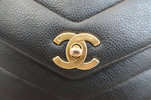 CHANEL/シャネル Ｖステッチチェーンショルダーバッグ キャビアスキン ブラック/ゴールド金具 ショルダーバッグ 600100014