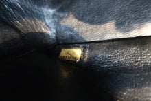 画像をギャラリービューアに読み込む, CHANEL/シャネル マトラッセＷフラップＷチェーンショルダーバッグ キャビアスキン ブラック/ゴールド金具 ショルダーバッグ 800030114
