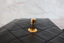 画像をギャラリービューアに読み込む, CHANEL/シャネル マトラッセチェーンショルダーバッグ ラムスキン ブラック/ゴールド金具 ショルダーバッグ 800040094