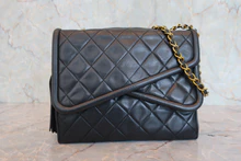 画像をギャラリービューアに読み込む, CHANEL/シャネル マトラッセフリンジショルダーバッグ ラムスキン ブラック/ゴールド金具 ショルダーバッグ 800040095