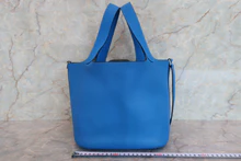 画像をギャラリービューアに読み込む, HERMES/エルメス ピコタンロックMM トリヨンクレマンス ブルーザンジバル X刻印 ハンドバッグ 700100043