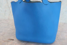 画像をギャラリービューアに読み込む, HERMES/エルメス ピコタンロックMM トリヨンクレマンス ブルーザンジバル X刻印 ハンドバッグ 700100043