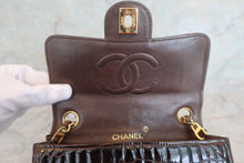 画像をギャラリービューアに読み込む, CHANEL/シャネル ミニマトラッセシングルフラップチェーンショルダーバッグ クロコダイル/ラムスキン ブラウン/ゴールド金具 ショルダーバッグ 600040211
