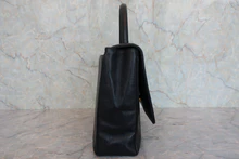 画像をギャラリービューアに読み込む, CHANEL/シャネル マドモアゼルハンドバッグ キャビアスキン ブラック/ゴールド金具 ハンドバッグ 800040097