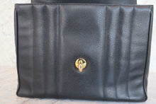 画像をギャラリービューアに読み込む, CHANEL/シャネル マドモアゼルハンドバッグ キャビアスキン ブラック/ゴールド金具 ハンドバッグ 800040097