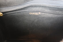 画像をギャラリービューアに読み込む, CHANEL/シャネル マドモアゼルハンドバッグ キャビアスキン ブラック/ゴールド金具 ハンドバッグ 800040097