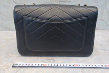 画像をギャラリービューアに読み込む, CHANEL/シャネル Vステッチチェーンショルダーバッグ ラムスキン ブラック/ゴールド金具 ショルダーバッグ 800030065
