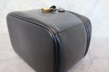 画像をギャラリービューアに読み込む, CHANEL/シャネル ココマーク2WAYバニティ キャビアスキン ブラック/ゴールド金具 バニティ 700110089
